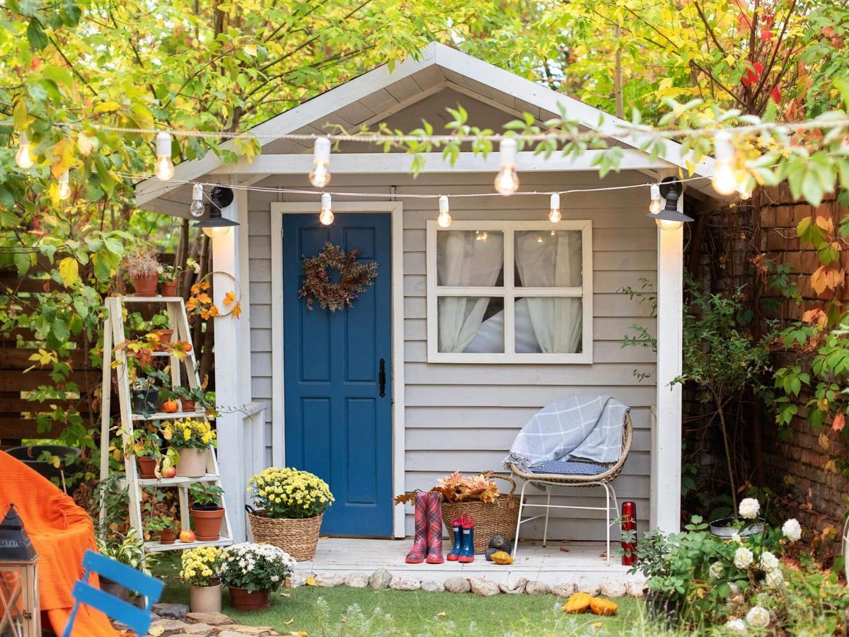 Montage d'abri de jardin en métal jusqu'à 5 m²