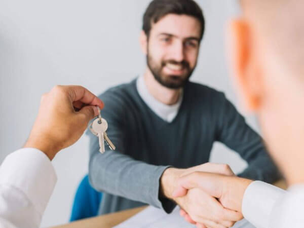 Faire appel à un conseiller immobilier : ce qu’il faut retenir !