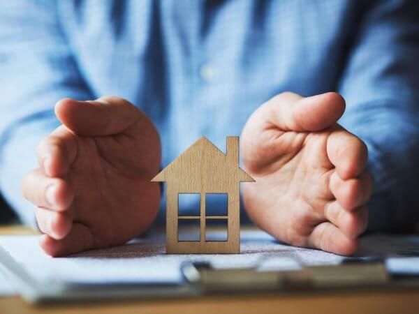 Changer d'assurance emprunteur : guide pour réduire vos mensualités