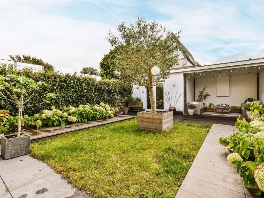 Équiper le jardin de sa maison neuve à petit budget