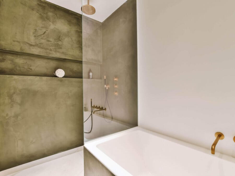 Salle de bain moderne : quel revêtement choisir ?