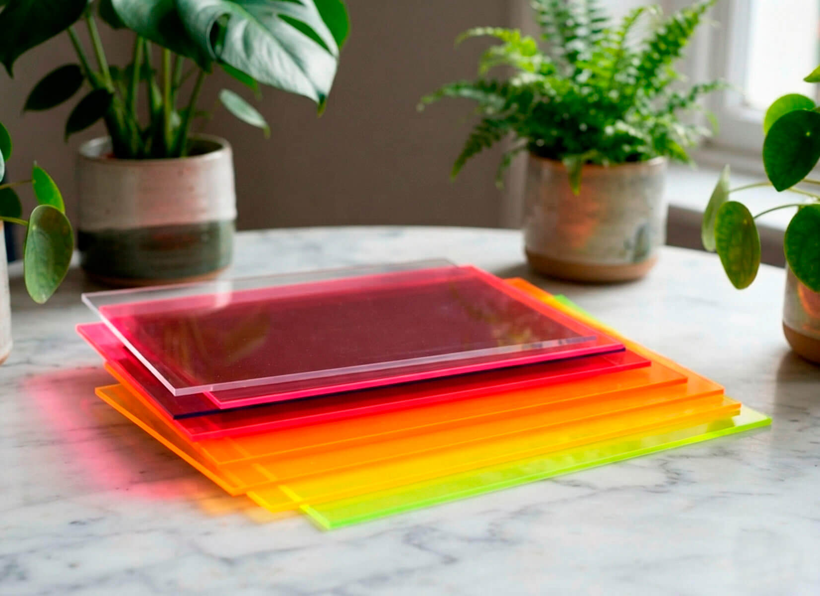 Plaques en plexiglas d'Enseigne Plus
